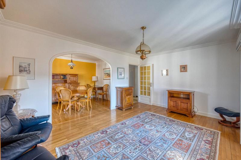 Appartement - 85 m² - 3 pièces