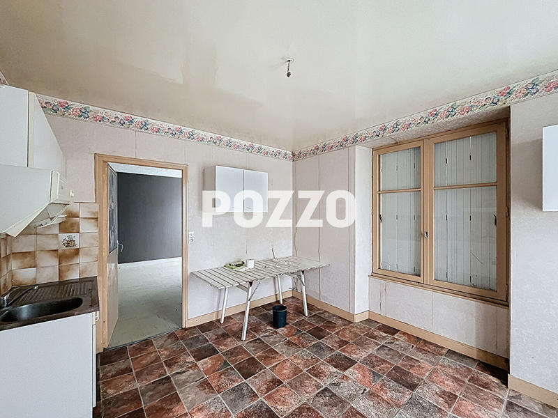 Maison - 134 m² - 9 pièces