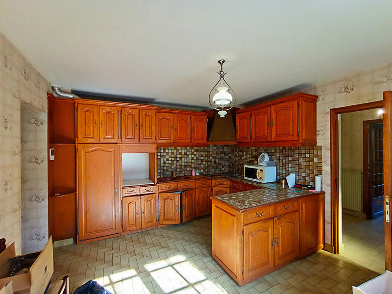 Maison - 139 m² - 6 pièces