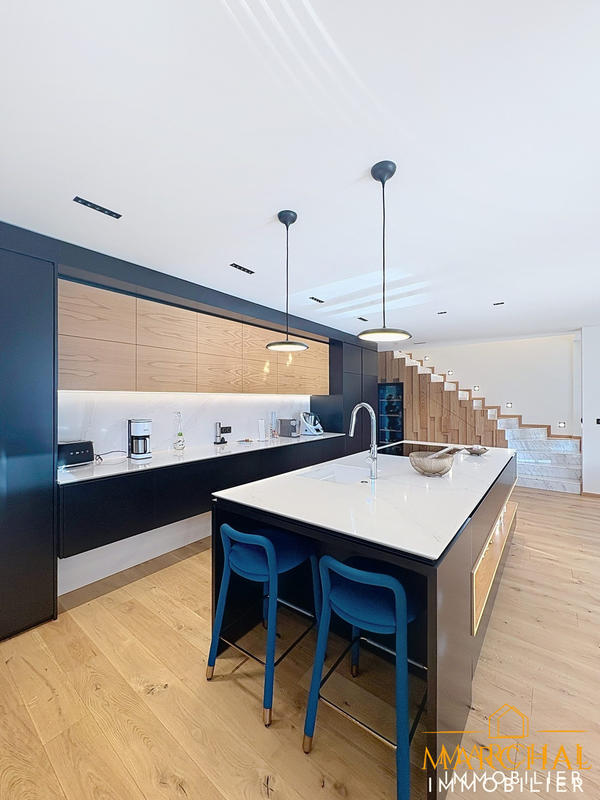 Villa - 202 m² - 5 pièces