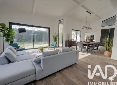 Maison - 120 m² - 4 pièces