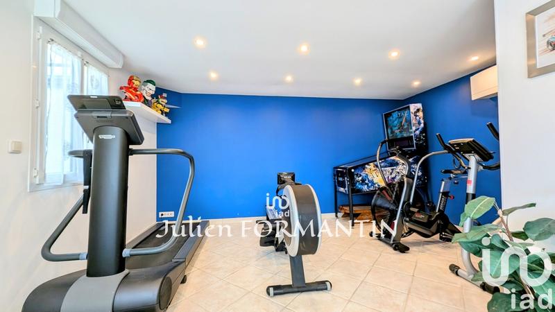 Maison - 200 m² - 7 pièces