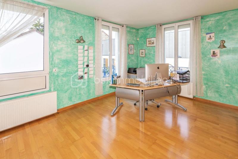 Maison - 135 m² - 5 pièces