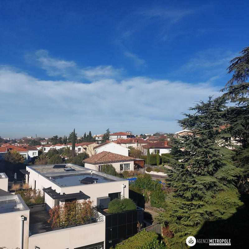 Appartement - 140 m² - 6 pièces