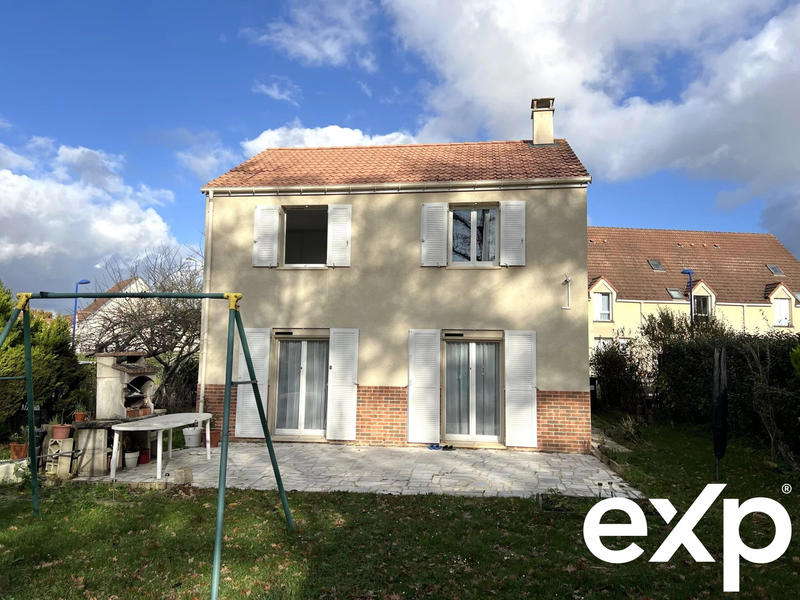 Maison - 96 m² - 6 pièces