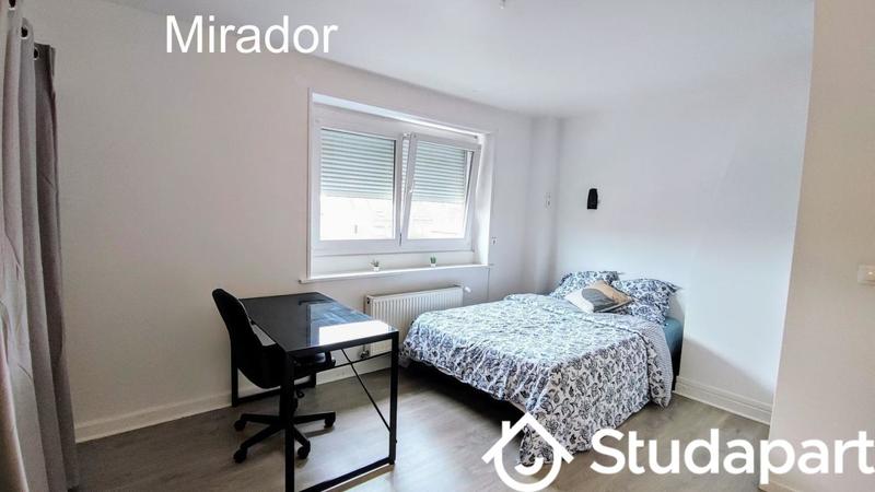 Chambre - 14 m² - 1 pièce