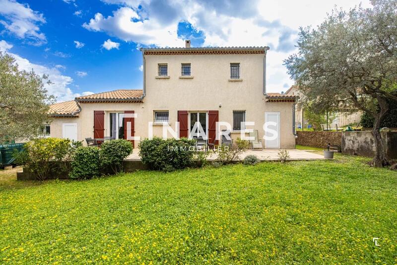 Maison - 121 m² - 3 pièces