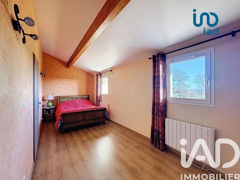 Maison - 200 m² - 10 pièces