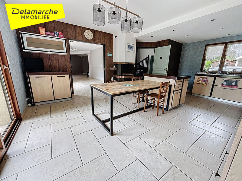 Maison - 189 m² - 8 pièces