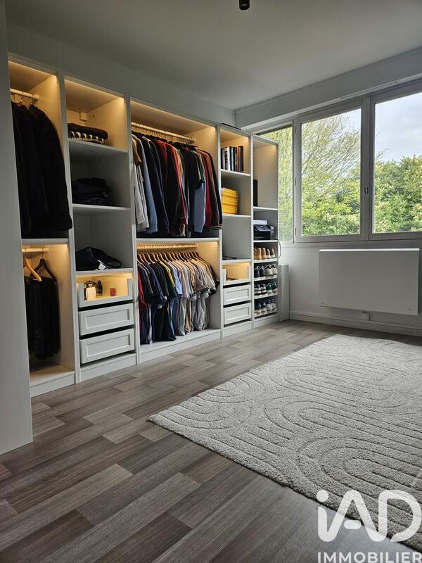 Appartement - 85 m² - 5 pièces