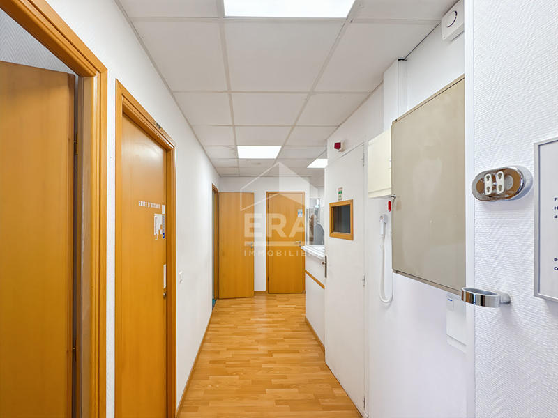 Appartement - 100 m² - 5 pièces