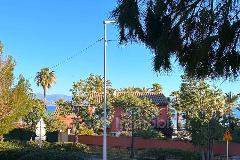 Appartement - 79 m² - 3 pièces