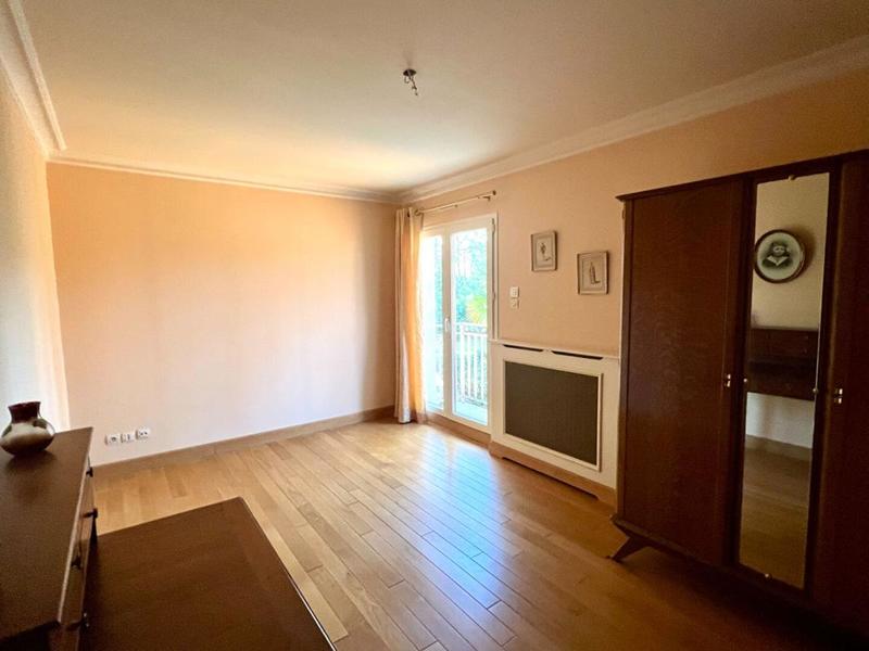 Villa - 230 m² - 8 pièces