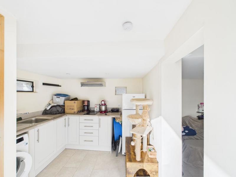 Maison - 92 m² - 5 pièces