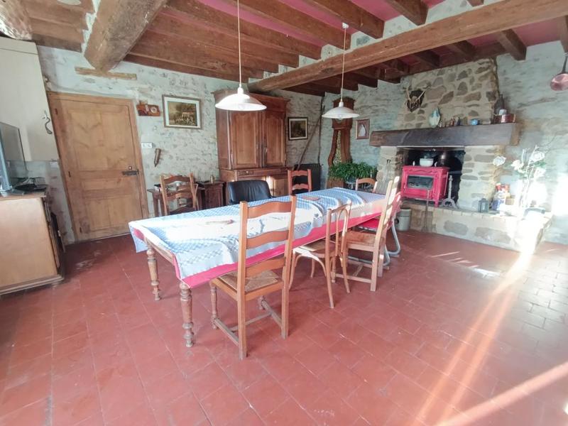 Propriété - 160 m² - 6 pièces