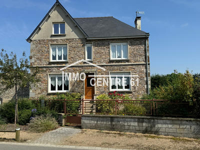 Maison - 121 m² - 5 pièces