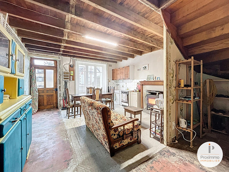 Maison - 95 m² - 6 pièces