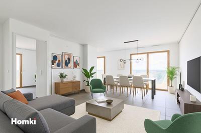 Appartement - 85 m² - 4 pièces