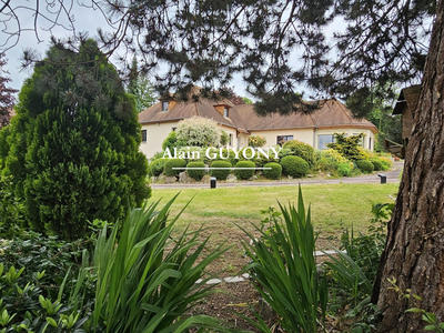 Maison contemporaine - 235 m² - 7 pièces