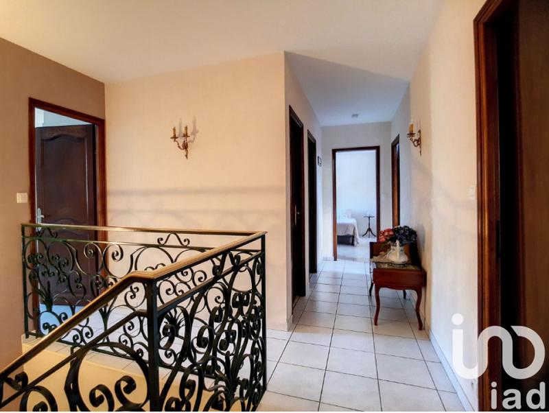 Maison - 224 m² - 9 pièces