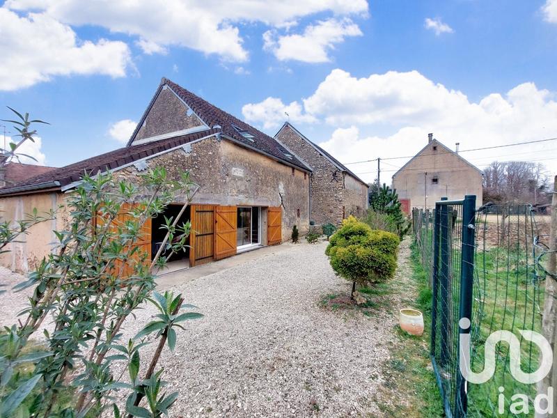Maison - 151 m² - 8 pièces