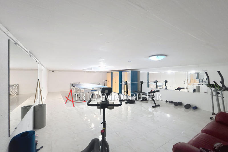 Villa - 276 m² - 5 pièces