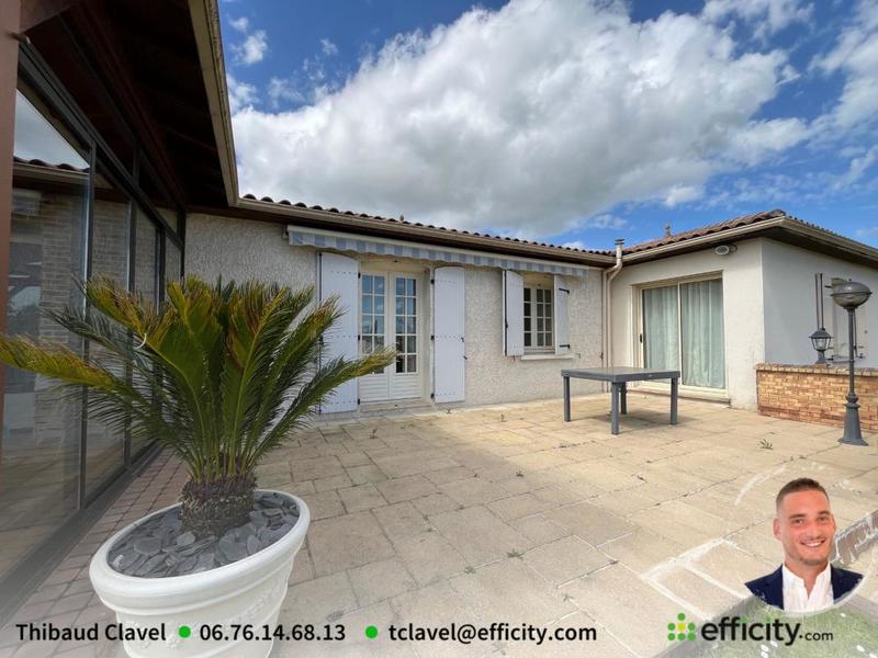 Maison - 208 m² - 6 pièces