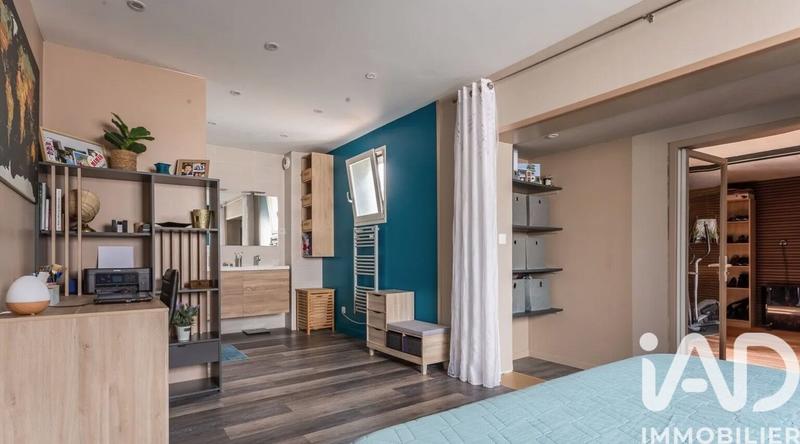 Maison - 170 m² - 8 pièces