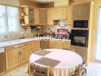 Maison - 140 m² - 6 pièces