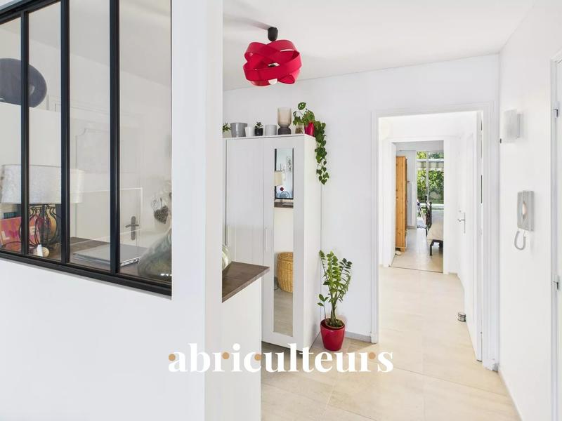 Appartement - 72 m² - 3 pièces