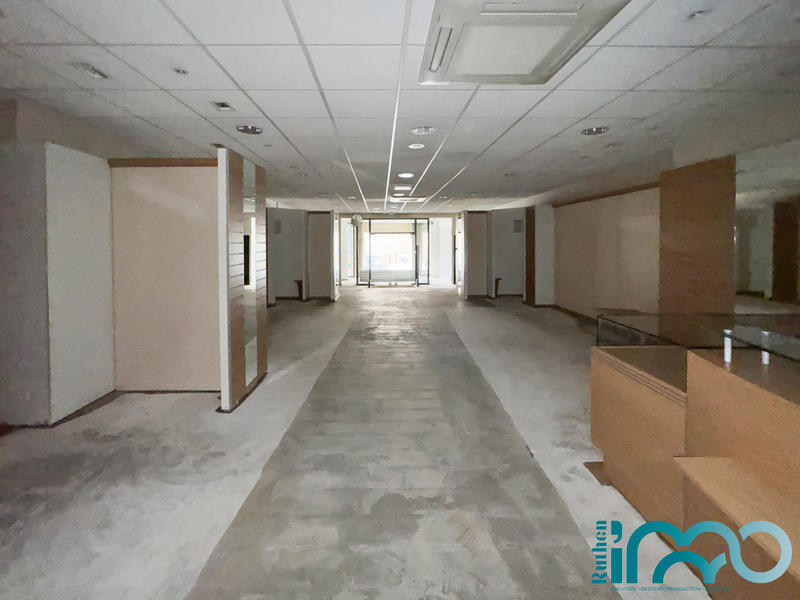 Local commercial - 600 m²