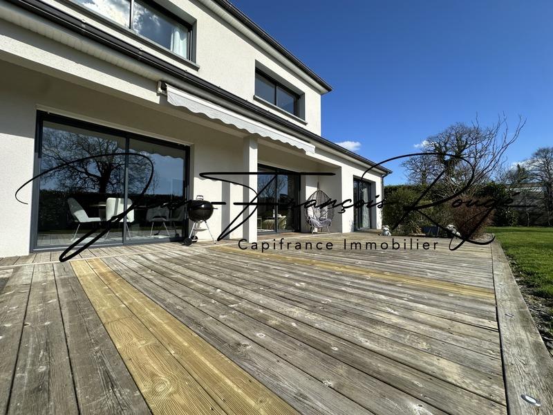 Maison - 170 m² - 7 pièces