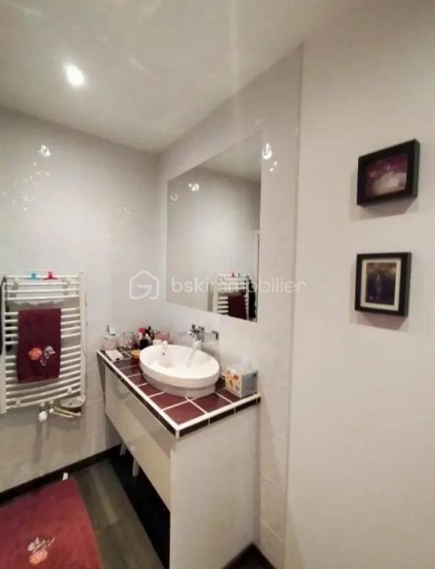 Maison - 96 m² - 6 pièces