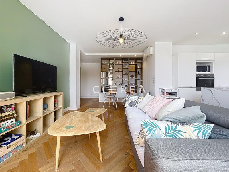 Appartement - 89 m² - 4 pièces