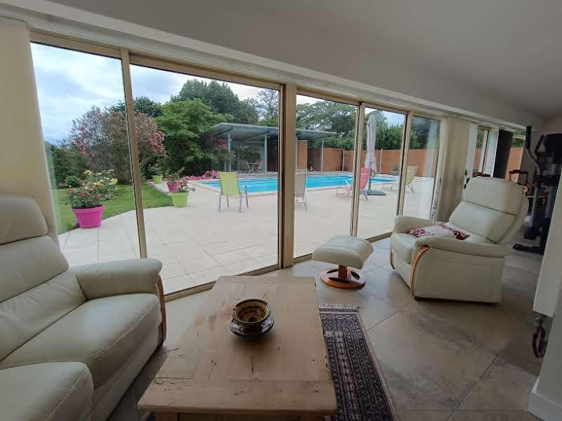 Villa - 248 m² - 8 pièces