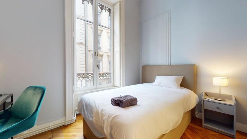 Chambre - 11 m² - 1 pièce
