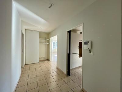 Appartement - 111 m² - 5 pièces