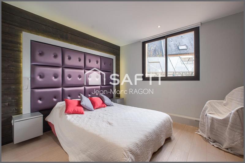 Maison - 264 m² - 7 pièces