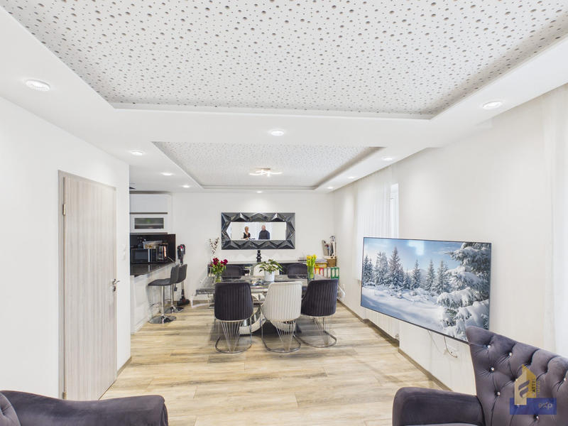 Maison - 82 m² - 4 pièces