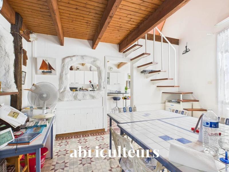 Maison ancienne - 186 m² - 6 pièces