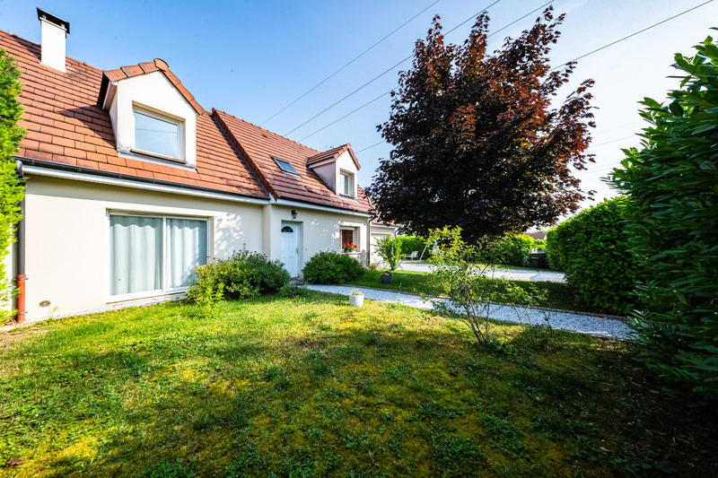 Maison - 136 m² - 6 pièces