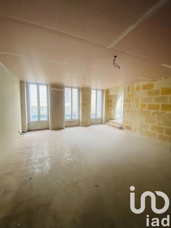 Appartement - 107 m² - 1 pièce