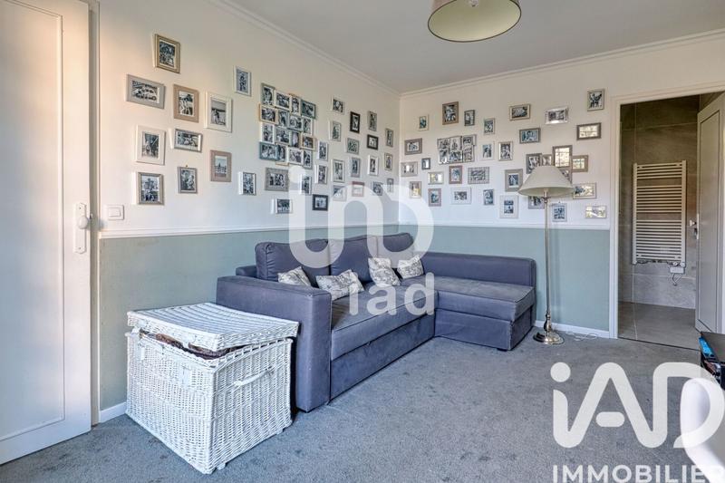 Maison - 232 m² - 7 pièces