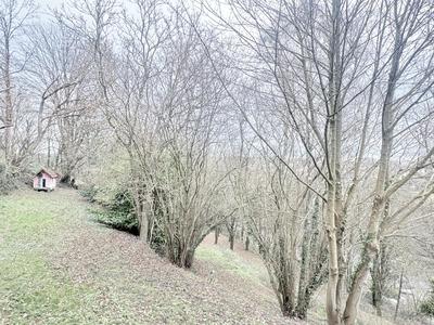 Maison - 216 m² - 7 pièces