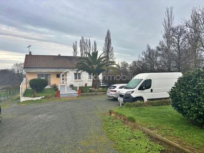 Maison - 75 m² - 5 pièces