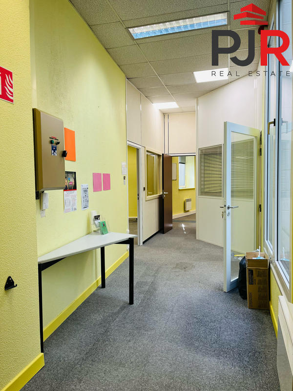 Bureau - 88 m²