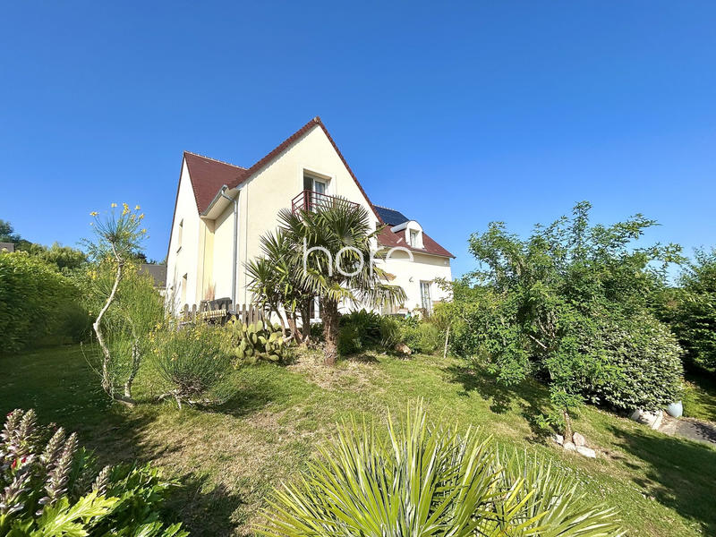 Villa - 275 m² - 9 pièces