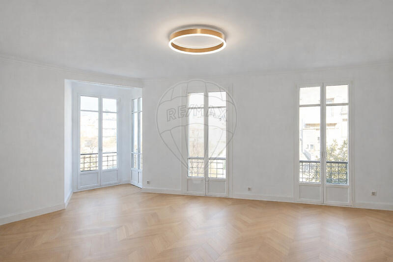 Appartement - 95 m² - 4 pièces