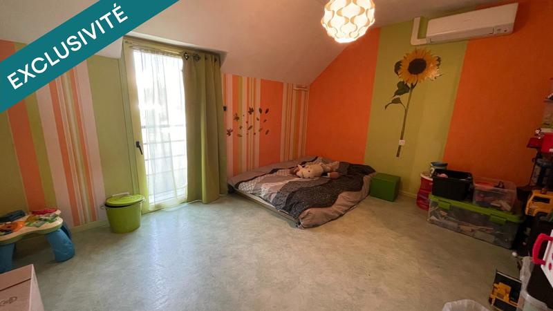 Propriété - 195 m² - 8 pièces
