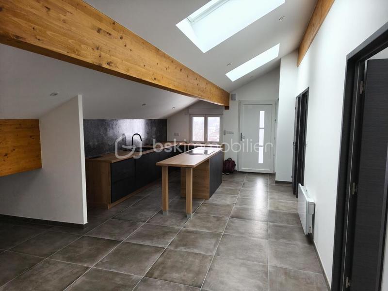 Appartement - 60 m² - 3 pièces